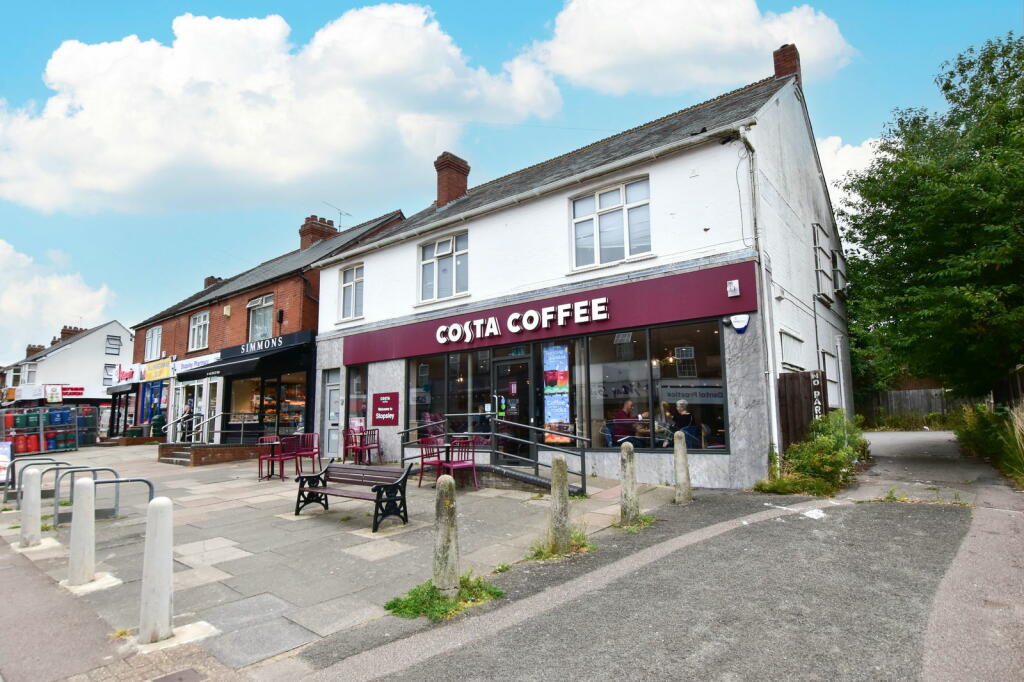 Main image of property: Hitchin Road, Luton, LU2 7UP