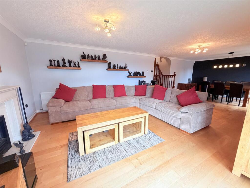 House in Tameside, Stocks - View 3