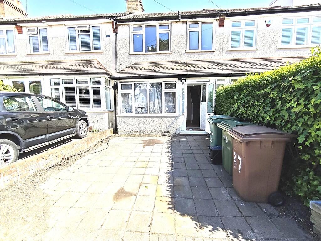 Main image of property: 4 Bedroom House To Let in Wallington