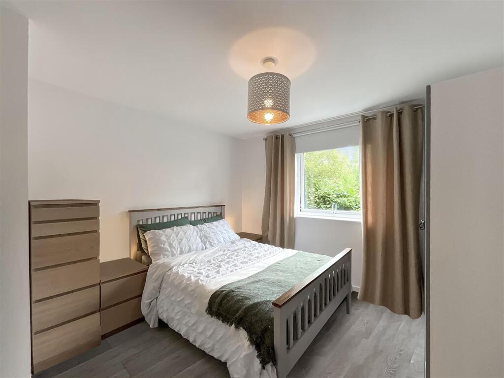 Apartment in Kingswood, Lyde Green, Emersons Green - View 4