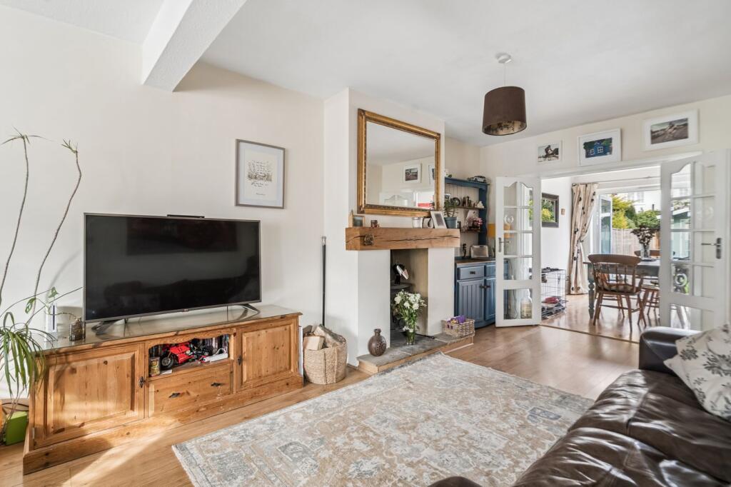 Robert Road, Hedgerley, Slough, SL2 photo 4