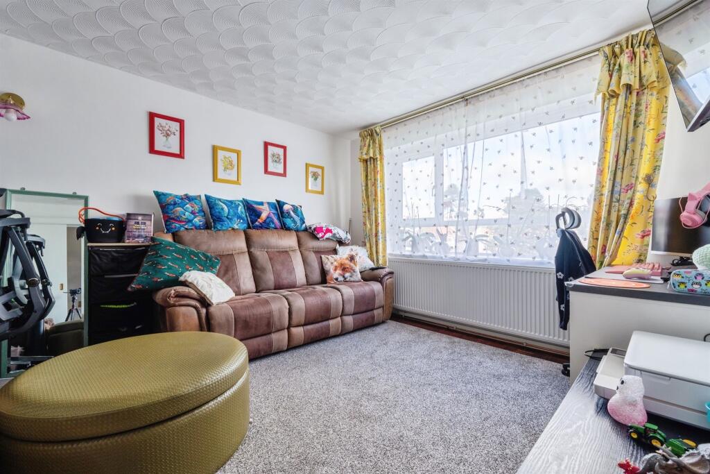 House in King's Lynn and West Norfolk, Feltwell - View 4