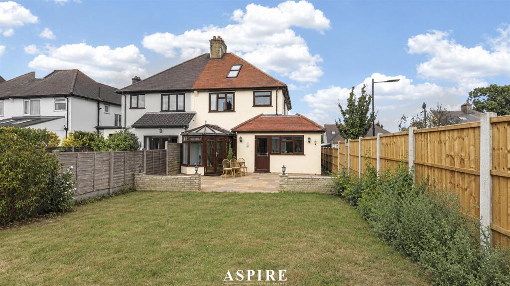 House in Southend-on-Sea, Essex - View 2
