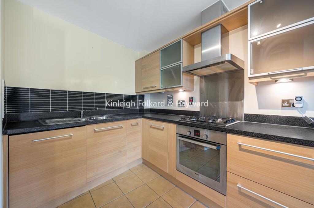 Apartment in London - View 4