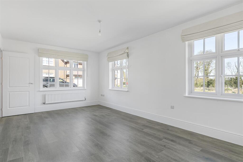 The Shaftesbury, Hendricks Green, Goffs Oak - View 3