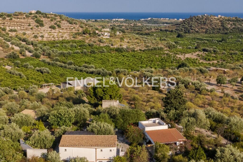 Main image of property: Noto, Syracuse, Sicily