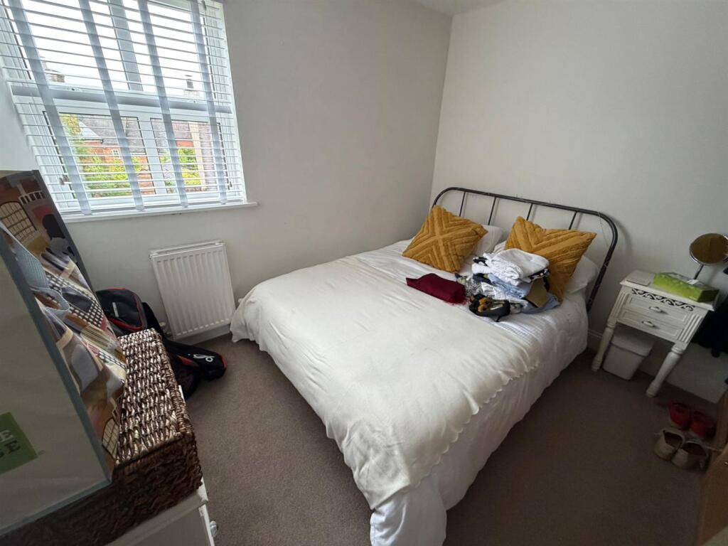 Apartment in Southampton - More