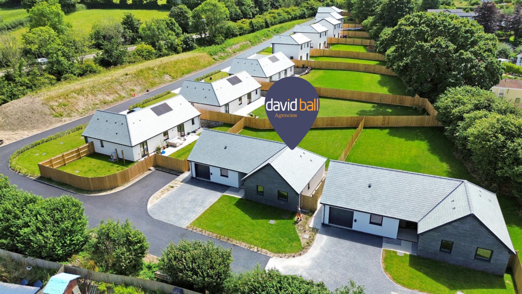 Main image of property: Oakwood, St Columb Major