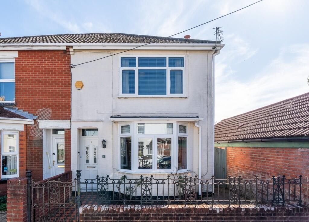 Main image of property: Chamberlayne Road, Netley Abbey, SO31