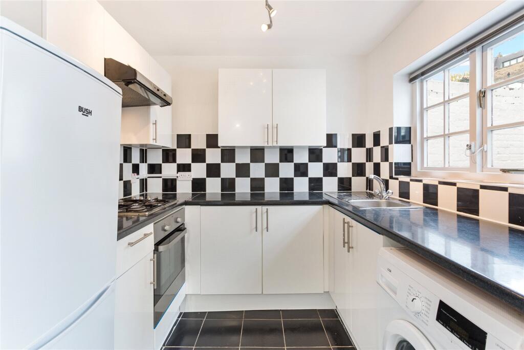 Main image of property: Taybridge Road, London, SW11