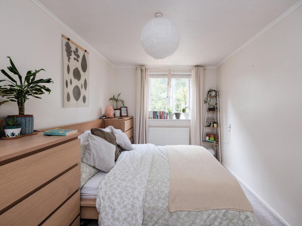 Apartment in Bristol, St Anne's - View 4