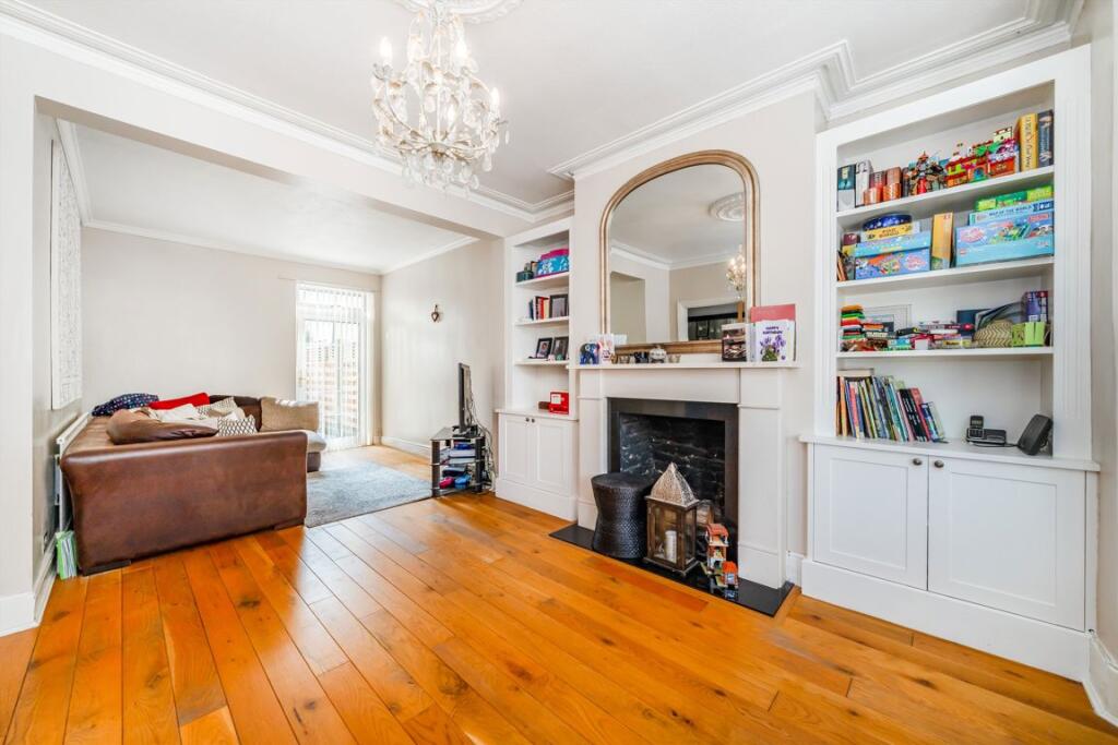 House in Twickenham - View 5