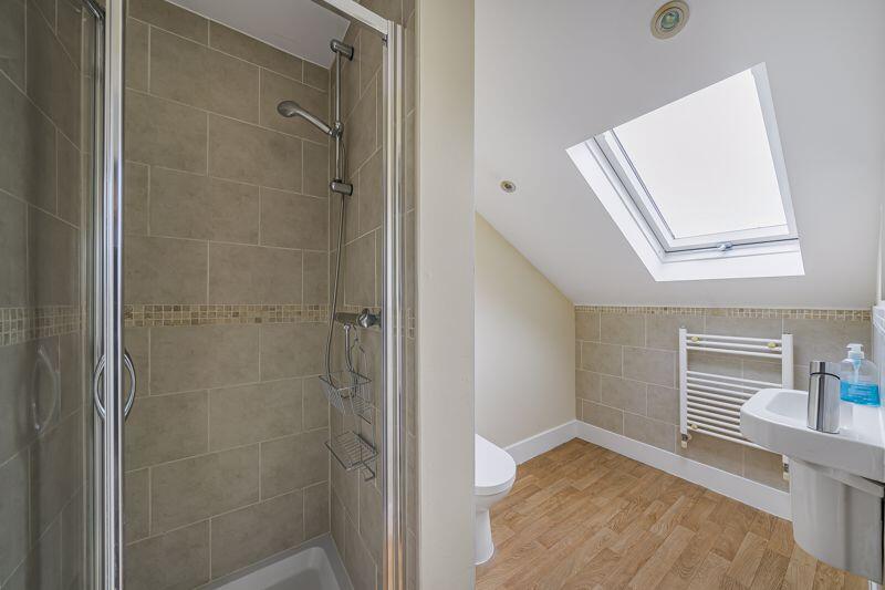 House in London - View 6