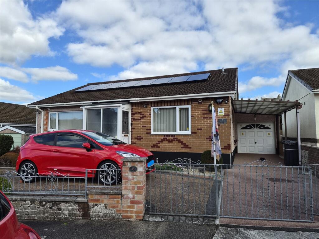 House in Saltash, St Stephens, Wearde Quay