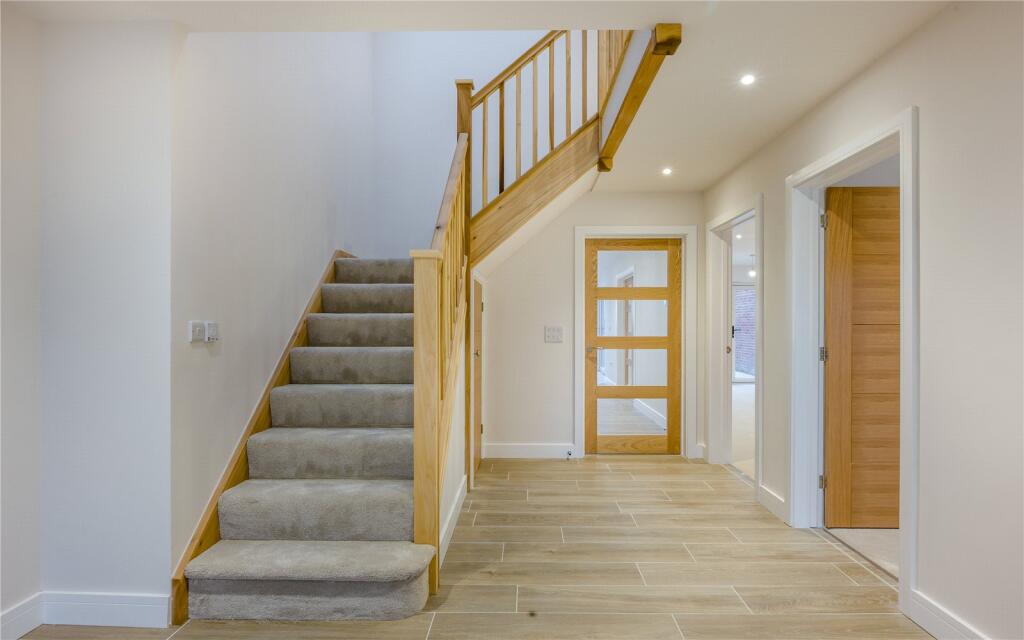Burgh Lane, Mattishall, Dereham, Norfolk, NR20 photo 3