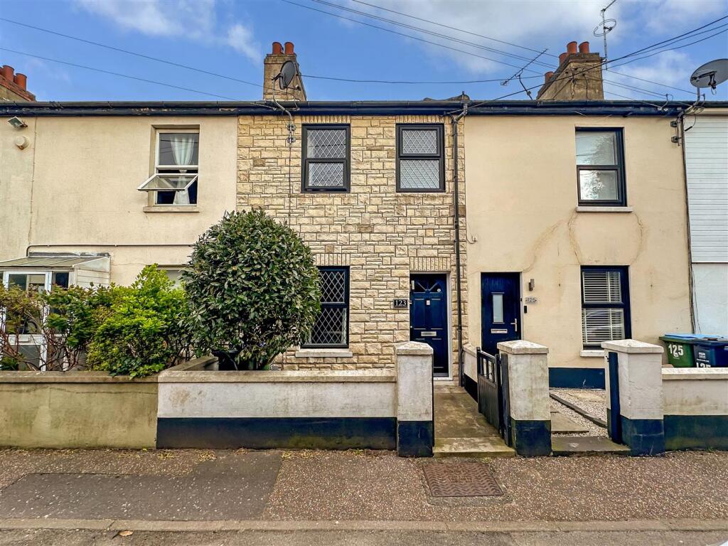 Main image of property: Beaconsfield Road, Wick, Littlehampton