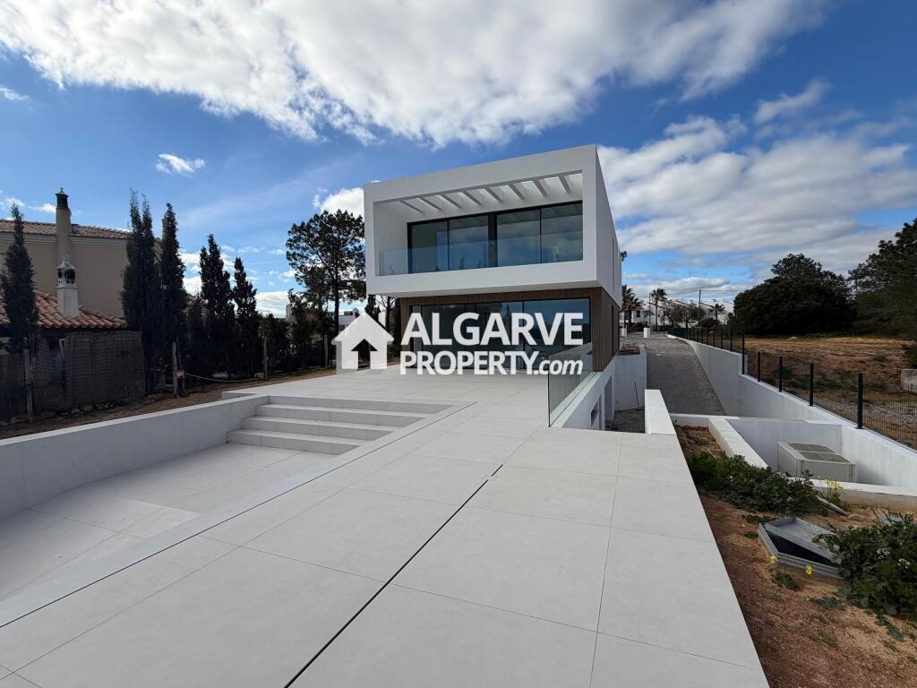 Main image of property: Algarve, Vilasol