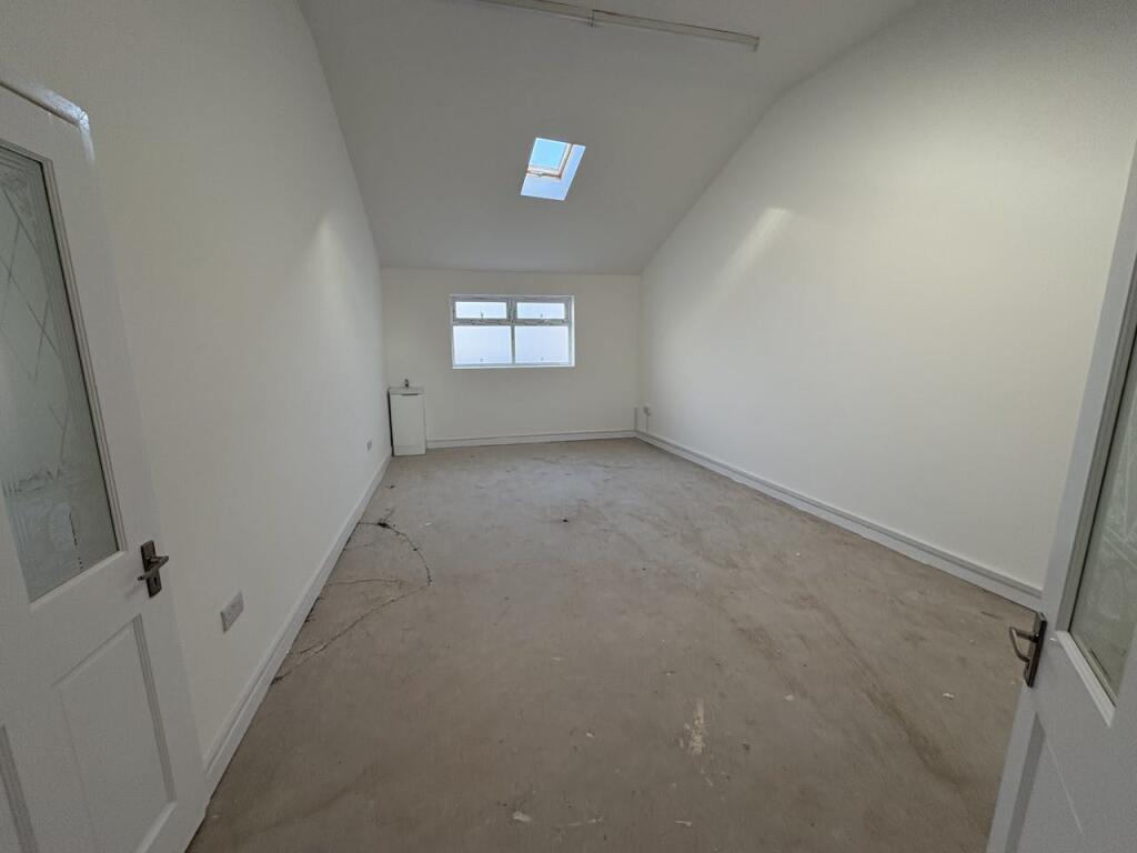 Additional image 3 of 10-12 Wolverhampton Road, Oldbury, B68 0LH