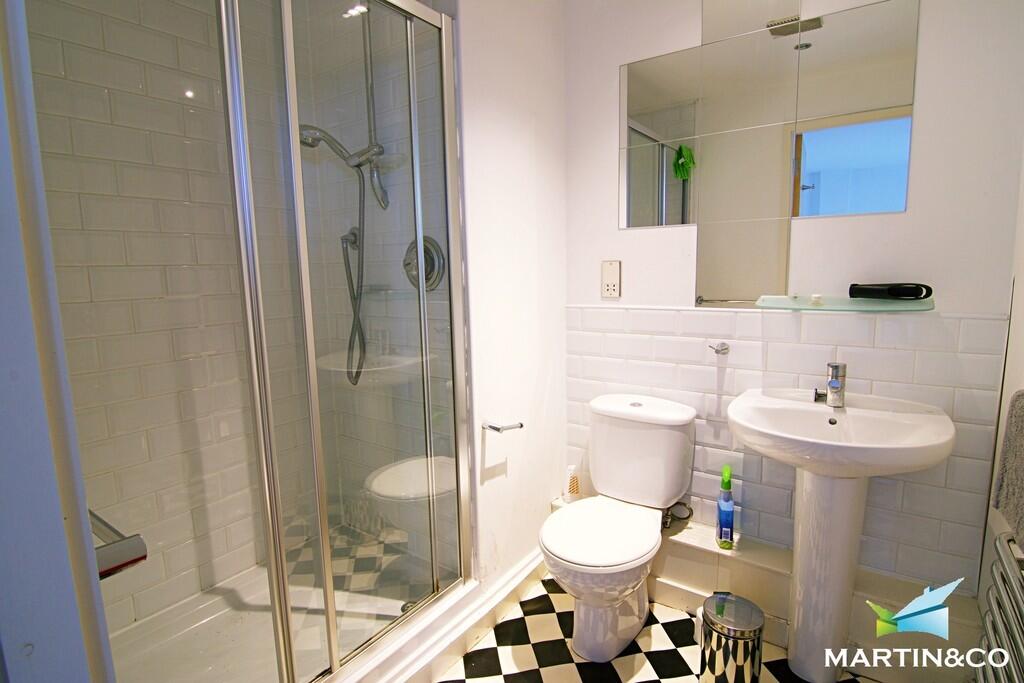 Apartment in Lancaster - View 3