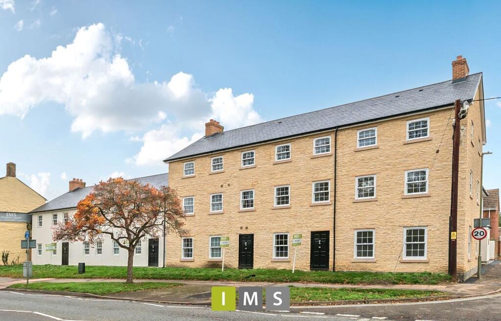 Main image of property: Kingsclere Road, Bicester, OX26