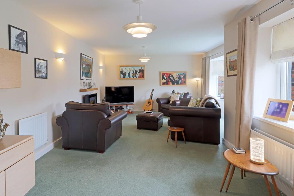 Kensington Court, Blyth photo 4