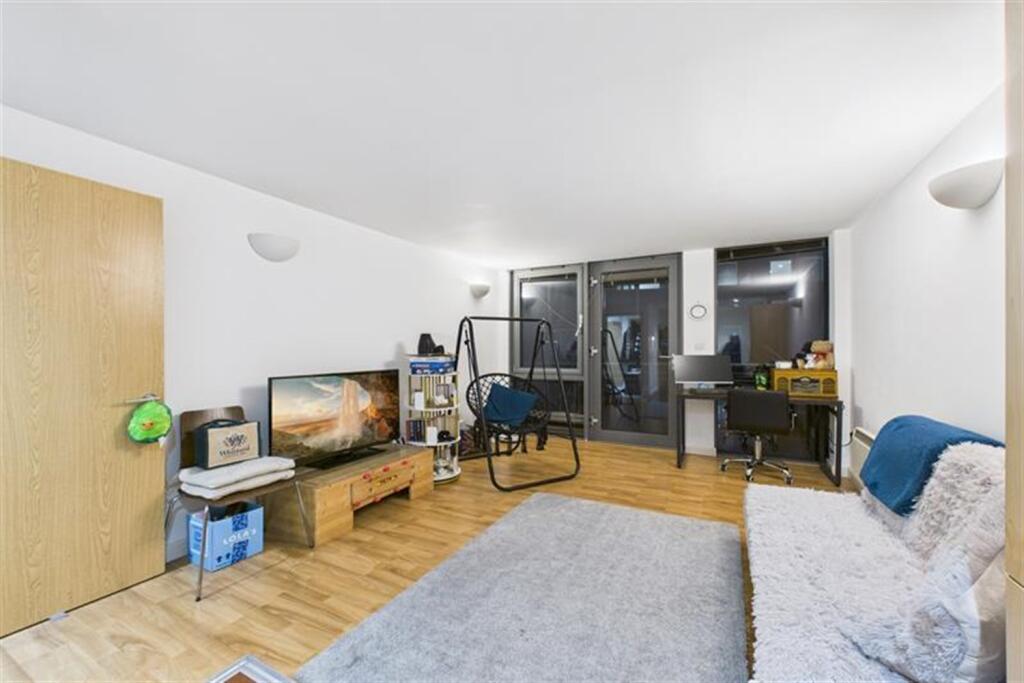 Main image of property: The Hicking Building, Queens Road, NG2