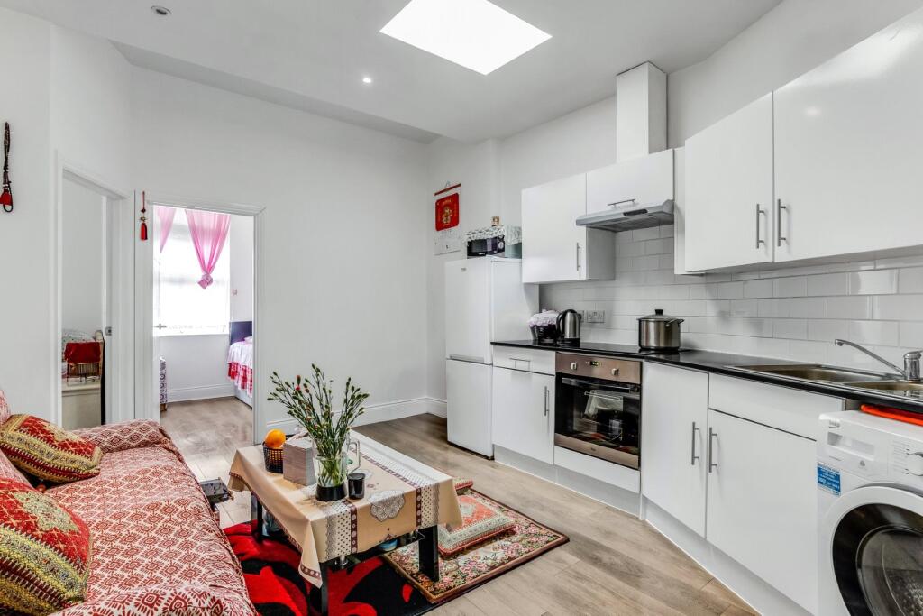Main image of property: Cambridge Avenue, Kilburn, NW6
