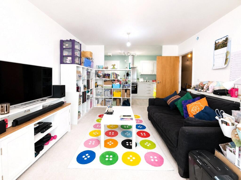 Apartment in London - View 4