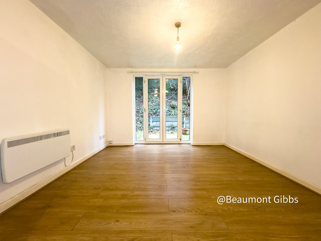 Apartment in London, Royal Borough of Greenwich - View 2