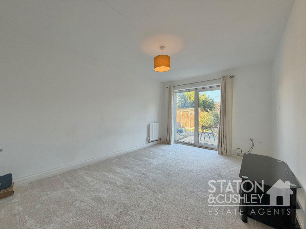 Hawthorn Drive, New Ollerton, NG22 photo 3