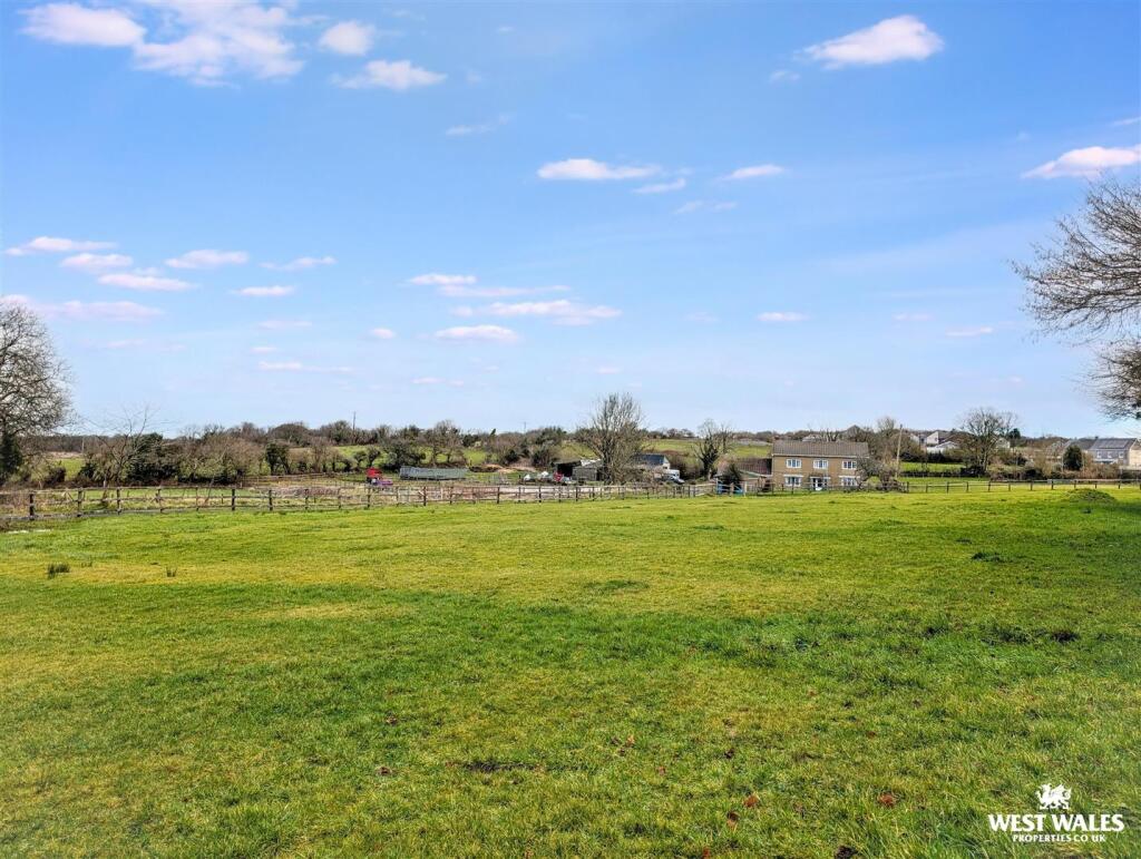 Main image of property: Heol Yr Ysgol, Cefneithin, Llanelli