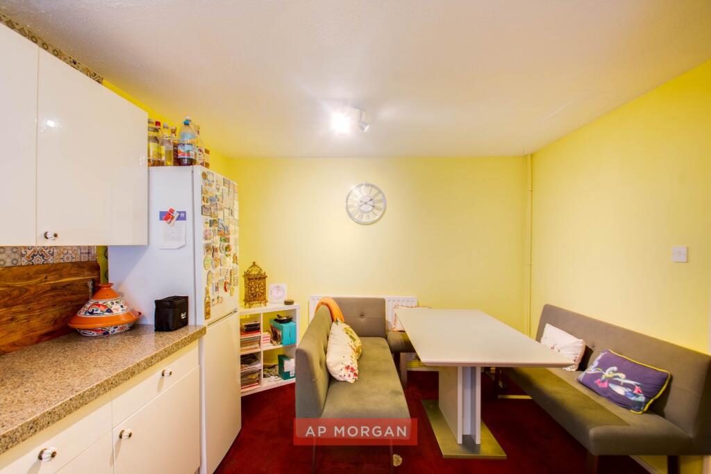 House in Redditch, Woodrow - View 4