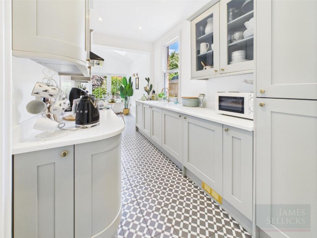 Main image of property: NO CHAIN - Sidney Road, South Knighton, Leicester