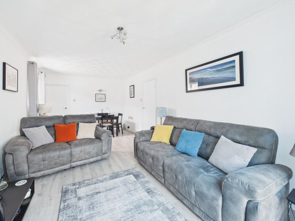 House in Nottingham, Redhill - View 5