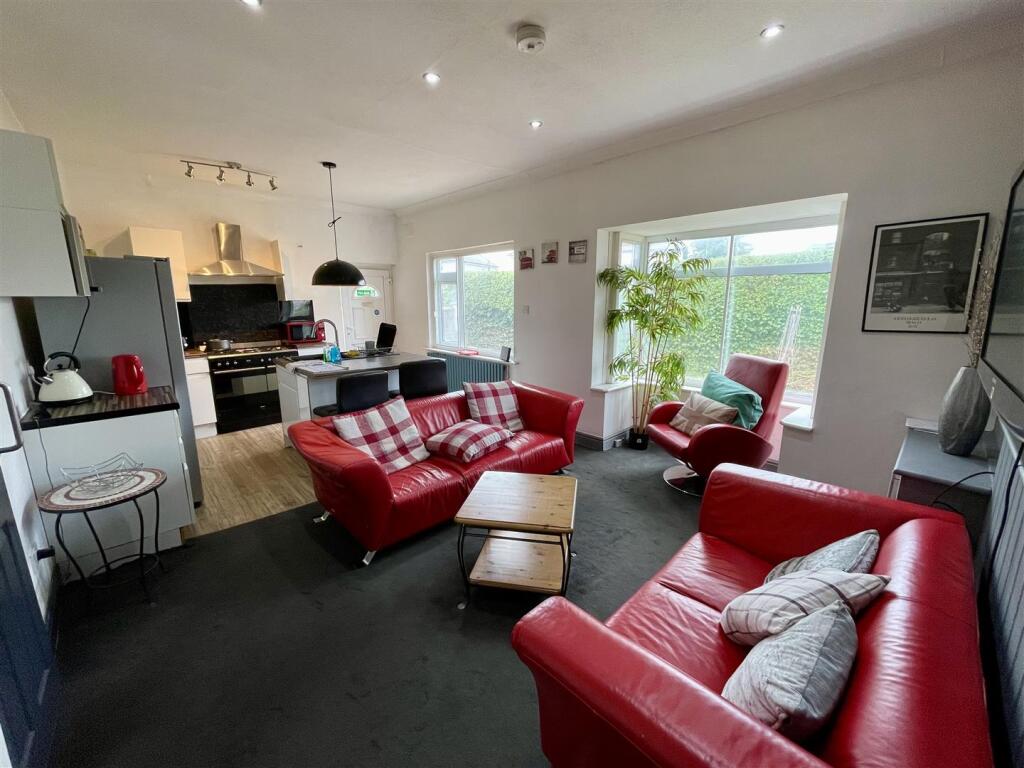 House in Darlington - View 5