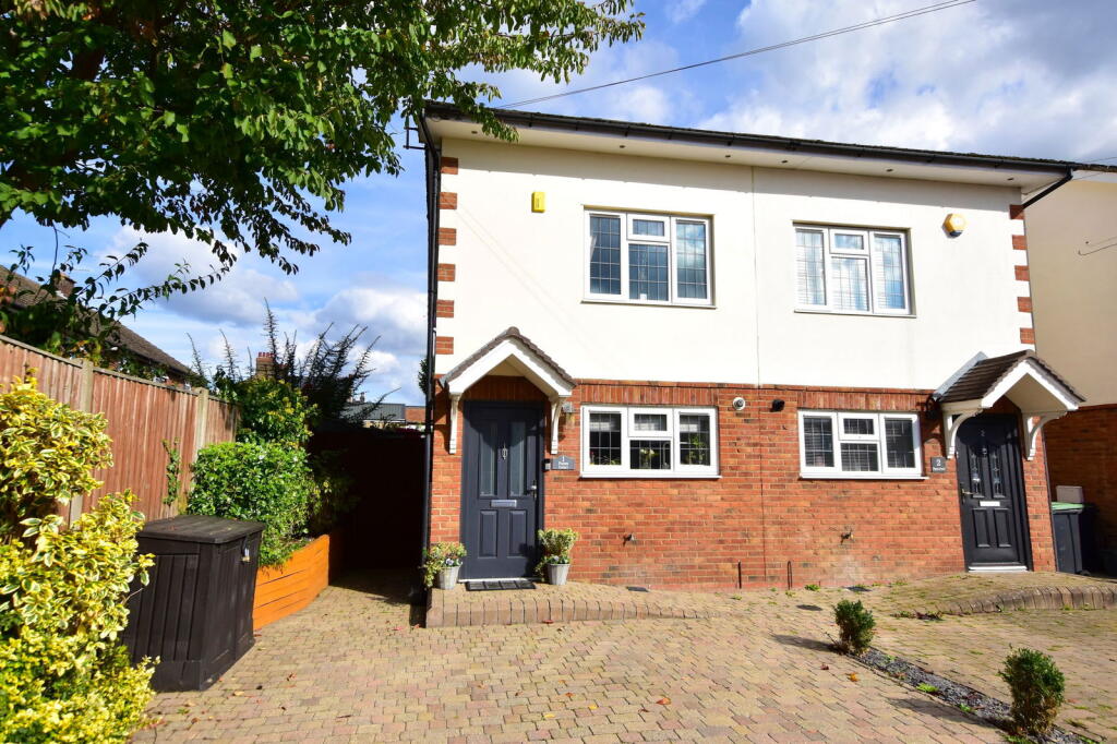 Main image of property: Popes Road, Abbots Langley, WD5 0FD