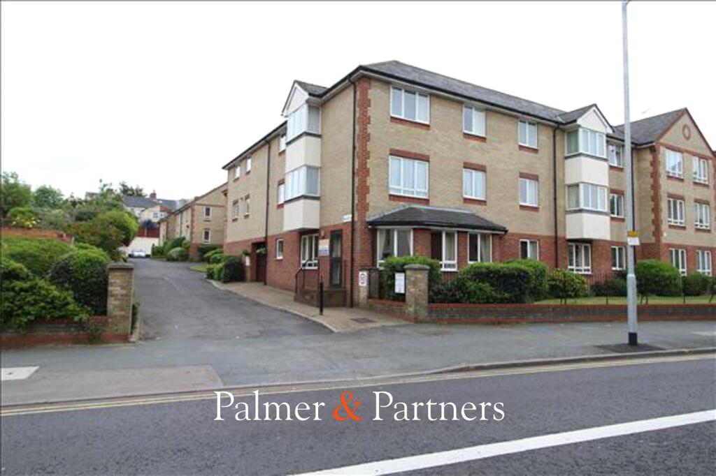1-bed flat on Maldon Road, Colchester, Essex, CO3, £90,000