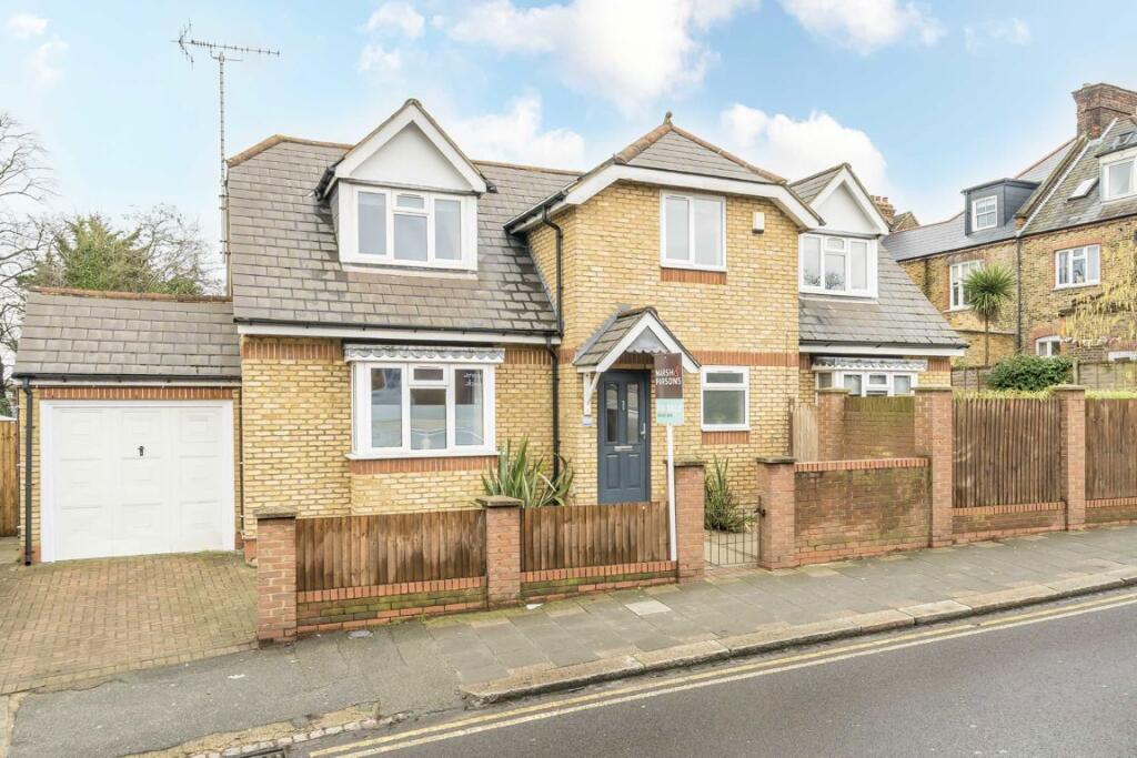 Main image of property: Sternhold Avenue, Streatham