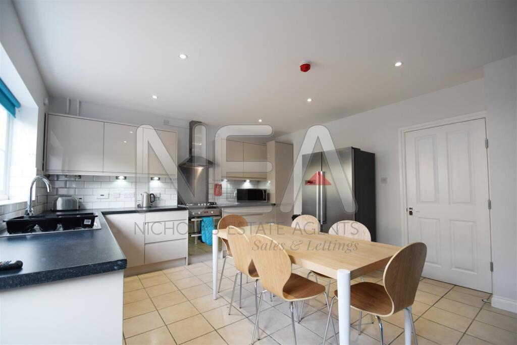 House in Reading - View 4