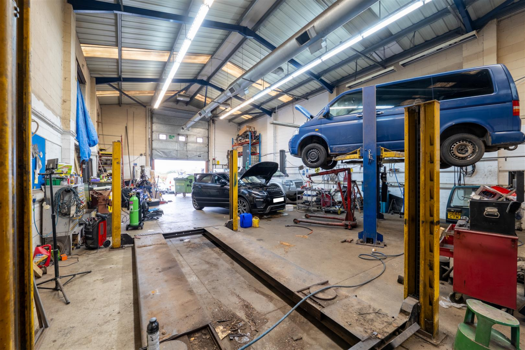 Additional image 4 of Unit 8B, Waterloo Road, Bidford-On-Avon, Alcester