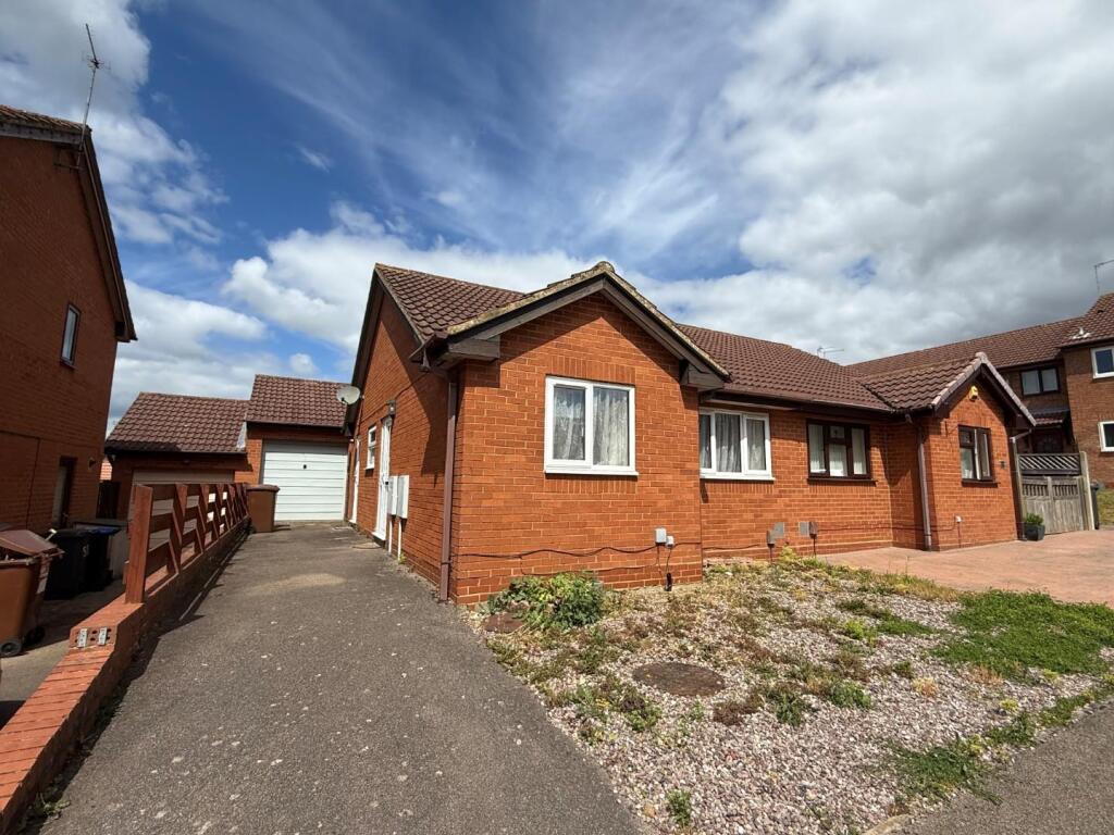 Main image of property: Hedgeway, East Hunsbury, Northampton