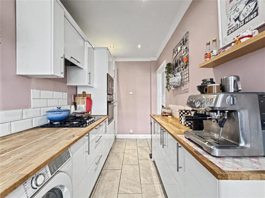 Sanctuary Road, Rainham, Kent, ME8 - View 6