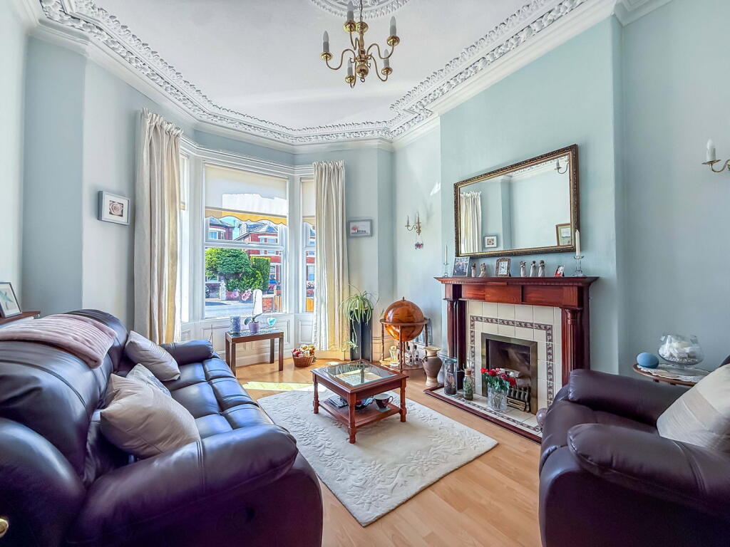 House in Sefton, Liverpool City Region - View 4