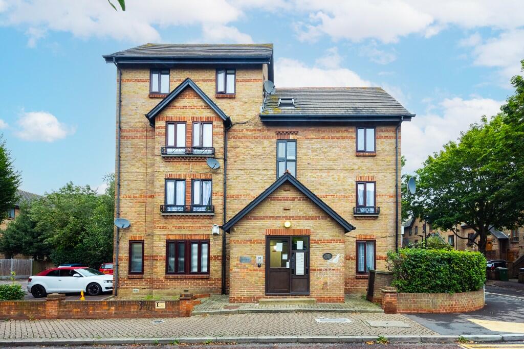 Main image of property: Hallywell Crescent, London, E6
