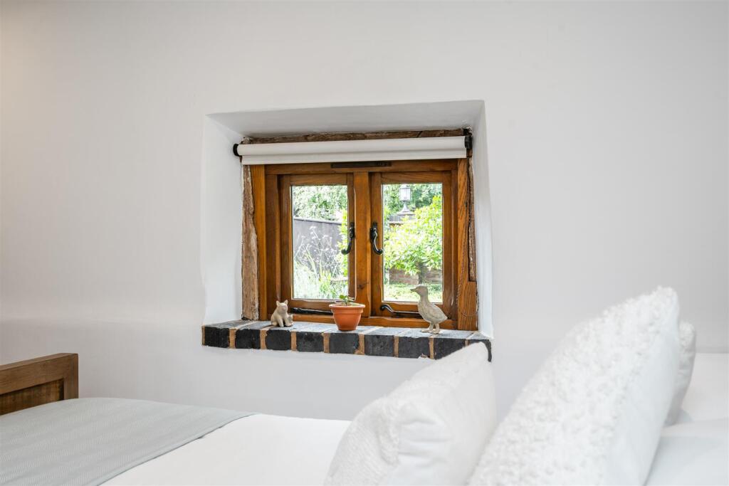 Additional image 14 of Cleobury Lane, Earlswood