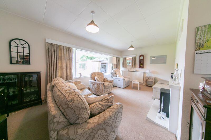 15 Garstang Road East, Poulton-le-Fylde, Lancs FY6 8HJ photo 3