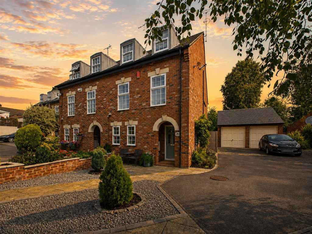 Main image of property: Church Road, Churchdown, Gloucester