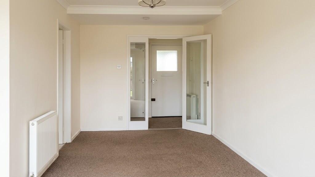 Apartment in Christchurch, Stanpit - View 4