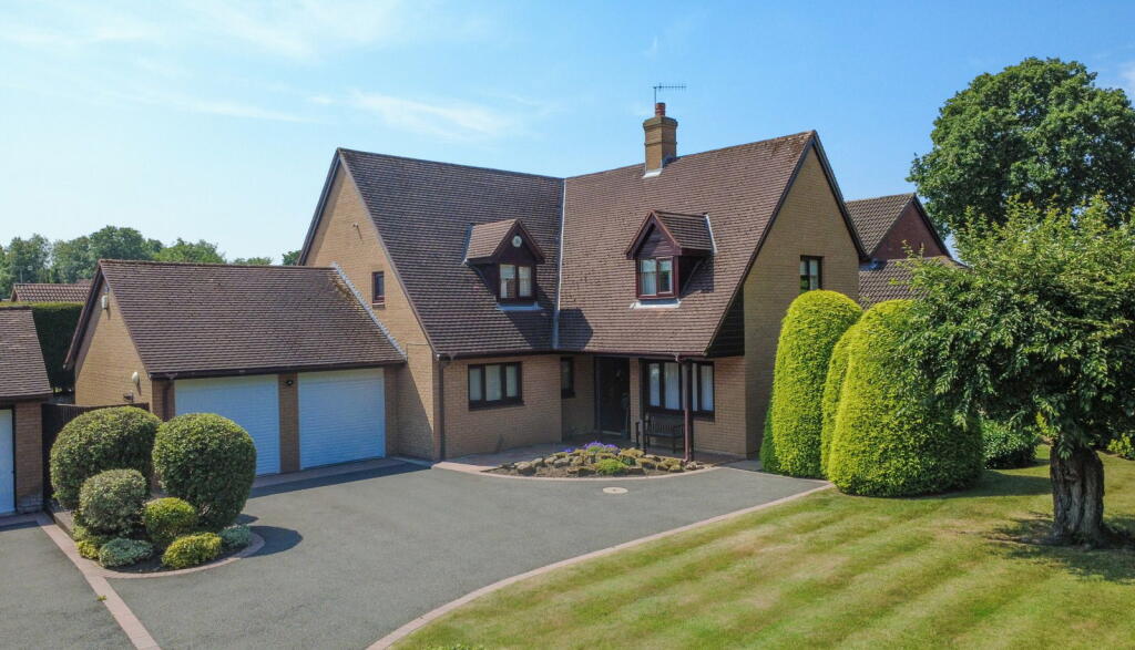 Main image of property: Dibbinview, Spital