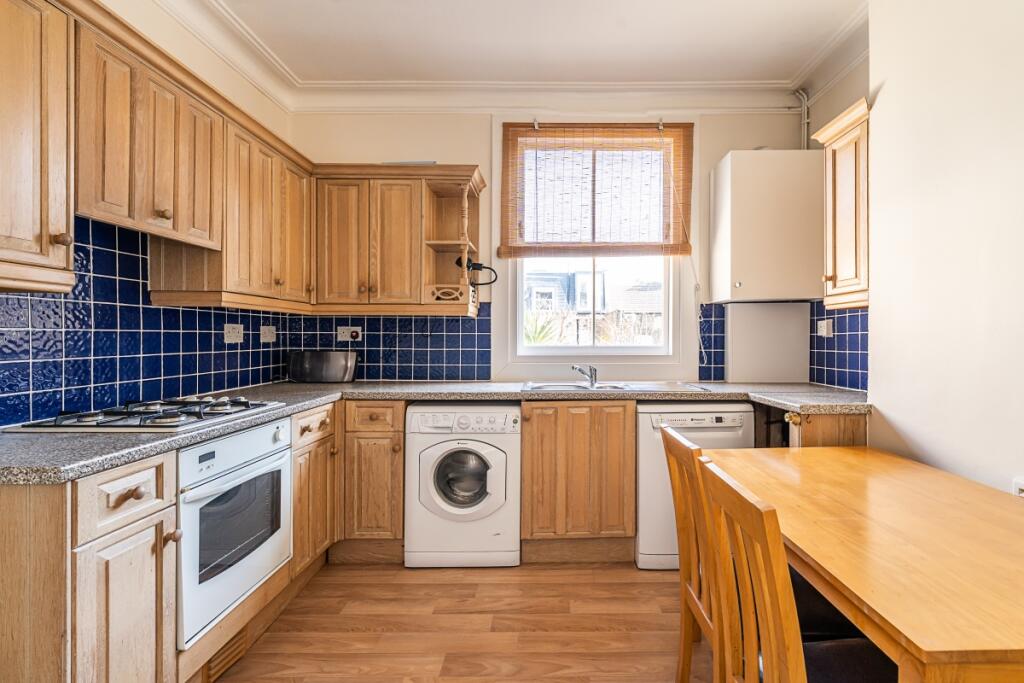 Apartment in London - View 3